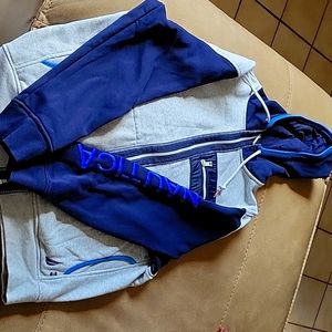 I'm selling my new Nautica Jacket.